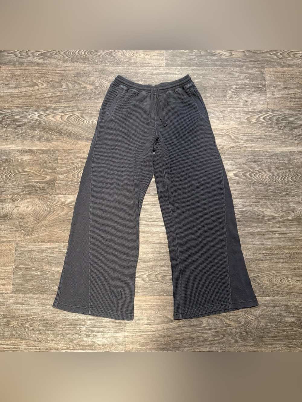 aerie essential smoked gray wide leg waffle knit trouser